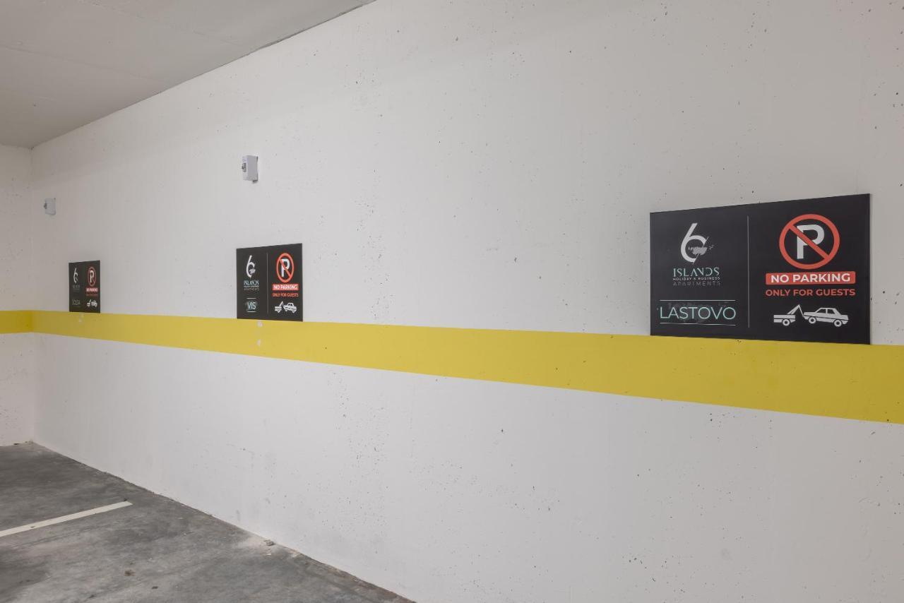 Leilighet 6 Islands - & Business - Free Garage Parking Split